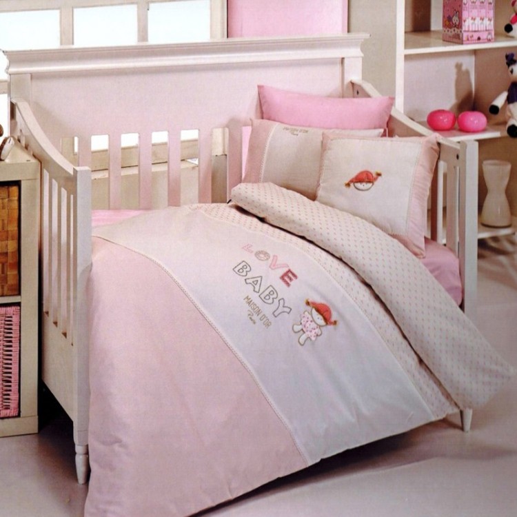 Детское постельное белье в кроватку для девочки Love Baby от Maison Dor