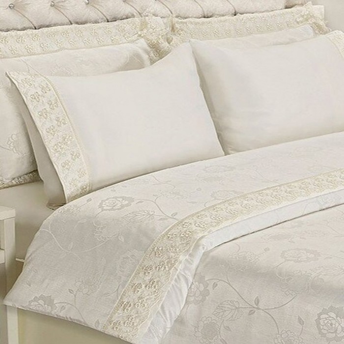 Кремовое жаккардовое постельное белье с гипюром Gupurlu от Maison Dor