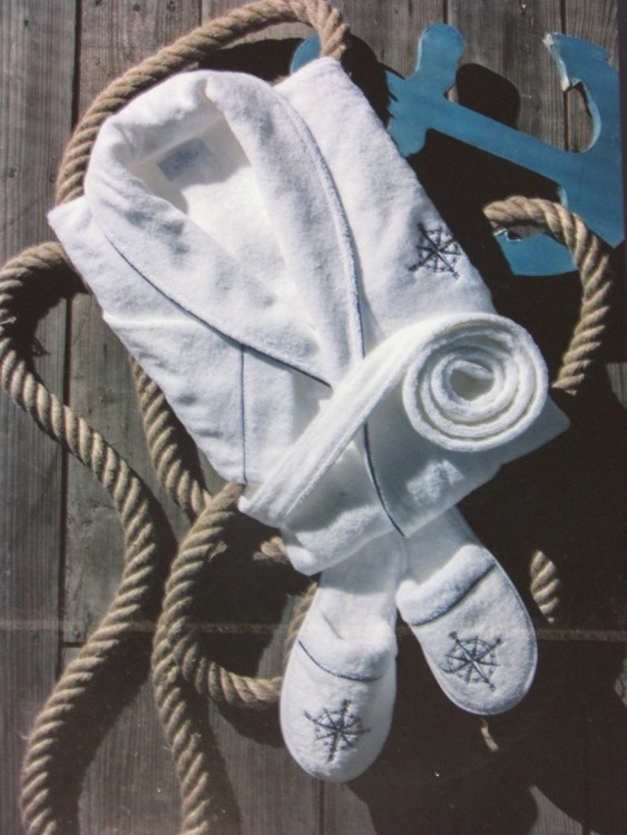 Комплект мужского махрового халата с тапочками Marine от Maison Dor