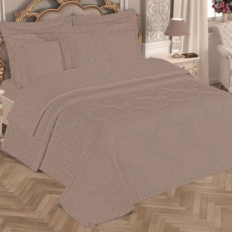 Комплект постельного белья с покрывалом Pamella коричневого цвета от Maison Dor