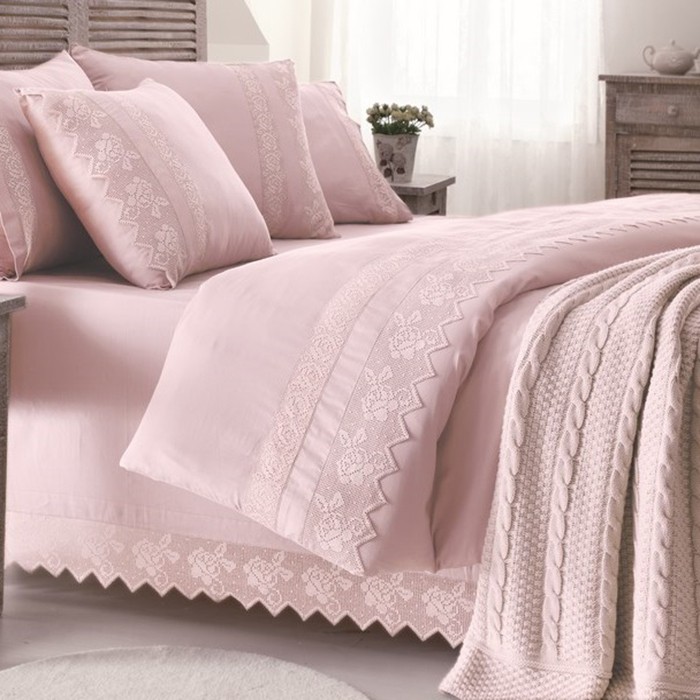Комплект постельного белья с вязаным пледом Erguvan грязно-розового цвета от Gelin Home